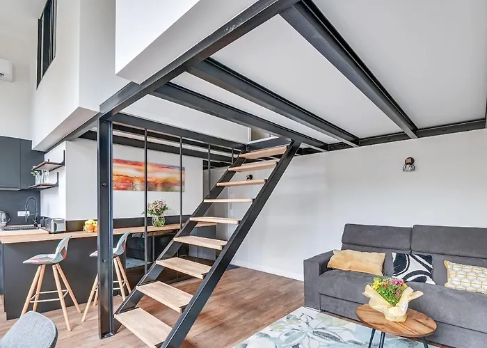 Brp Cannes Center, Eight-Bedroom Luxury Apartments