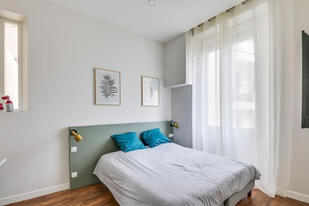 Brp Center, Eight-bedroom Luxury