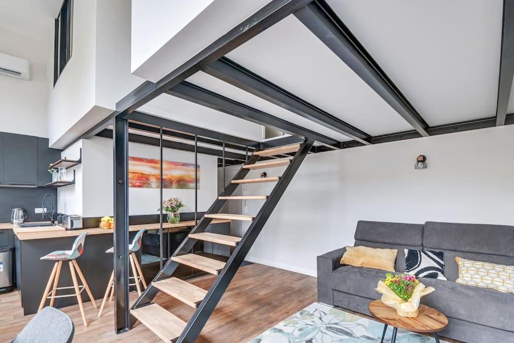 Brp Center, Eight-bedroom Luxury *