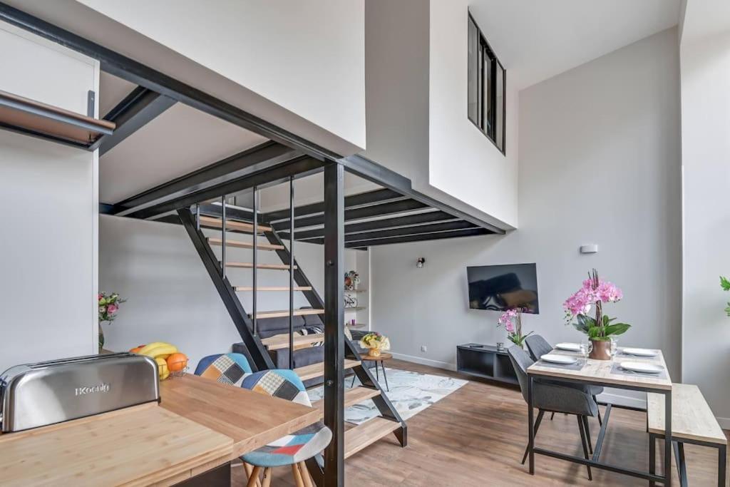 Brp Center, Eight-bedroom Luxury Hébergement de vacances